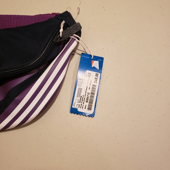 Adidas Fanny Pack - Picture 2 of 3